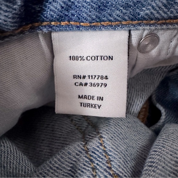 Rails The Atwater Slouchy Straight Leg Crop Jean Blue Bleach Hem Size 31 NEW - Picture 9 of 10